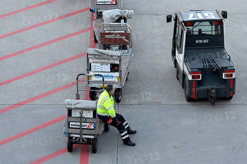 Ground Staff Baggage Transport