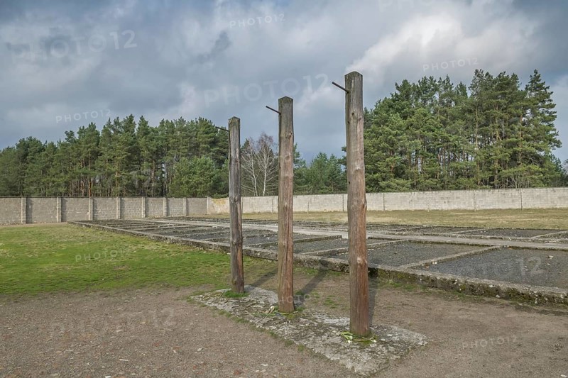 Gallows to the Stake Hanging