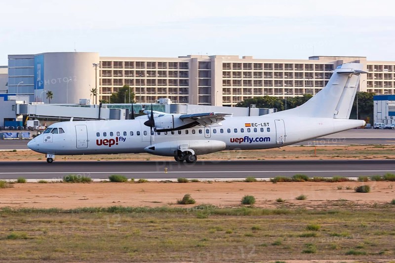 An ATR 72-200 aircraft of Uep! Fly with the registration EC-LST at the airport in Palma de Majorca