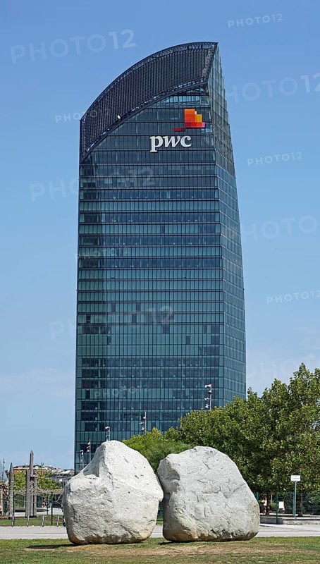 Torre PwC or PricewaterhouseCoopers by Daniel Libeskind