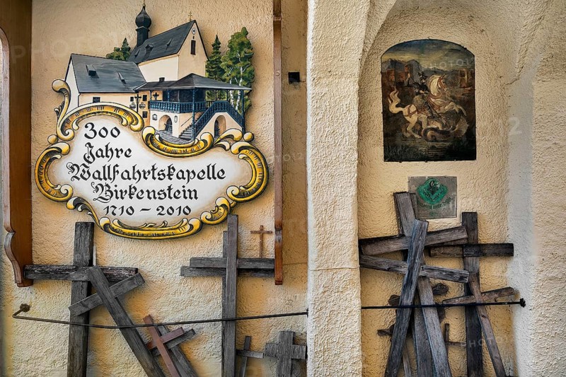 Wallfarer Crosses
