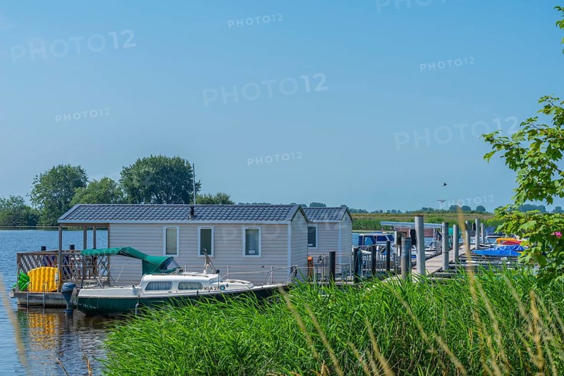 Houseboats on the Eider
