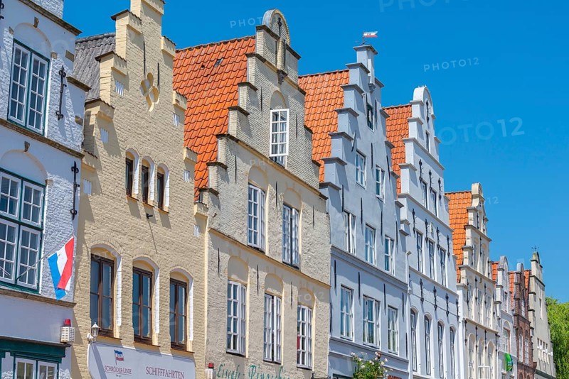 Stepped gable houses on the market square