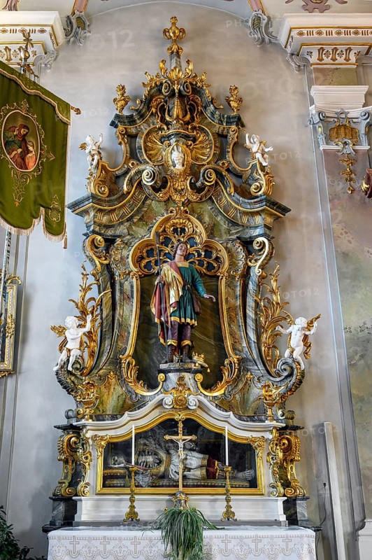 Side altar with reliquary