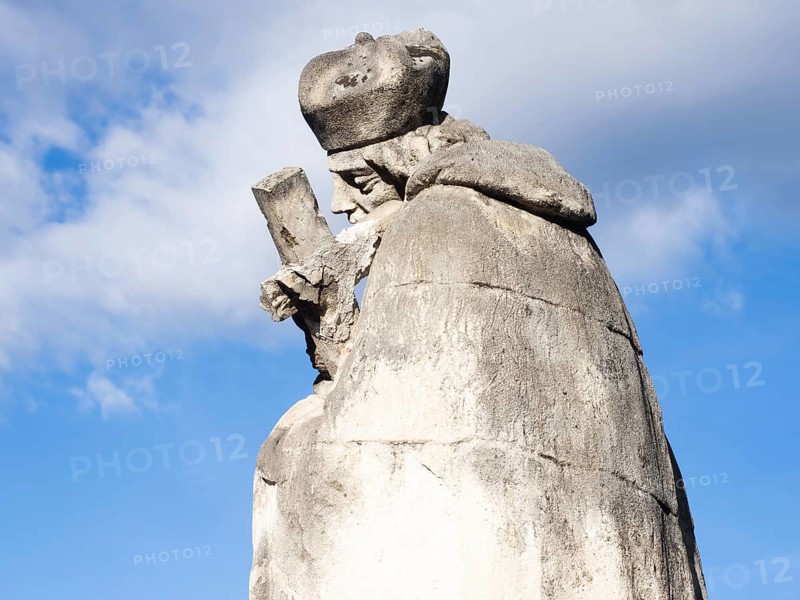 Statue