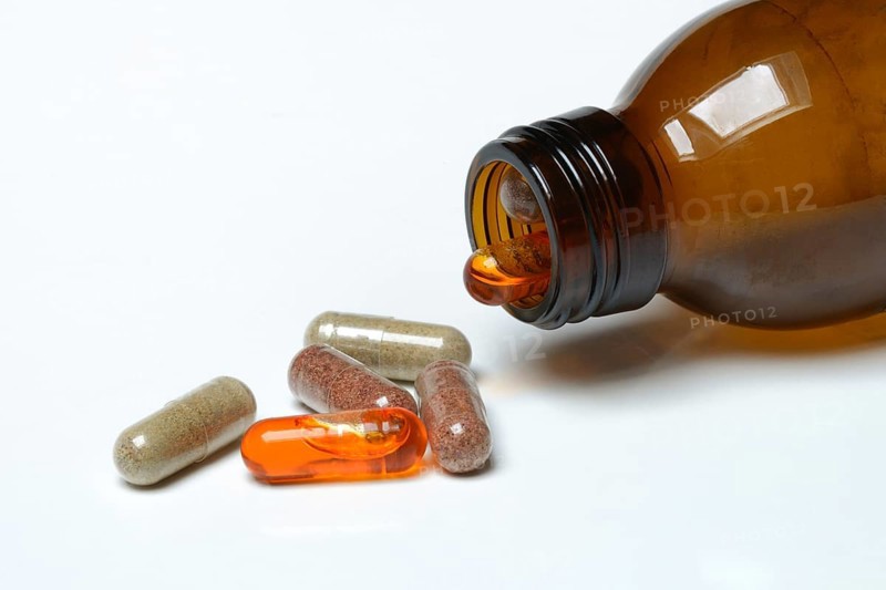 Dietary supplement capsules