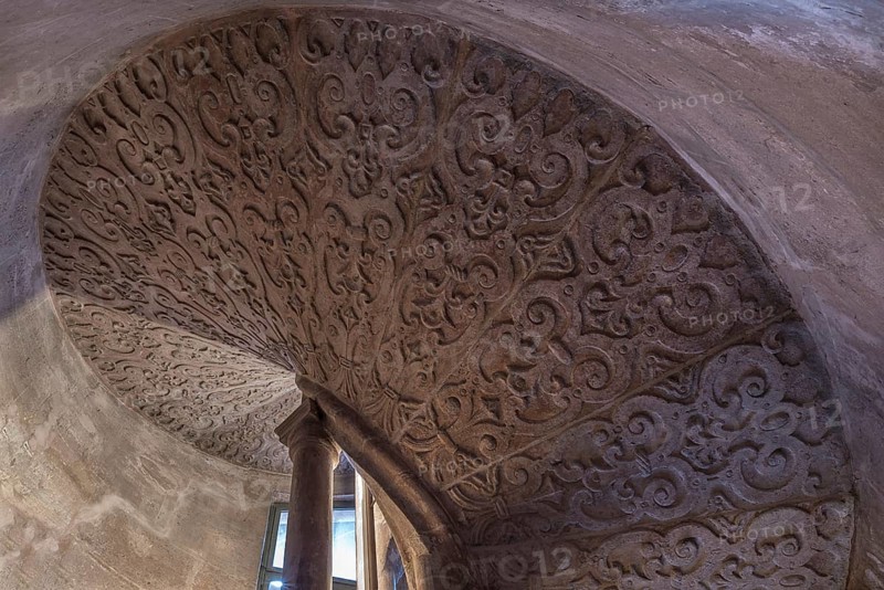 Ceiling relief in the stair tower of the Pellerhaus
