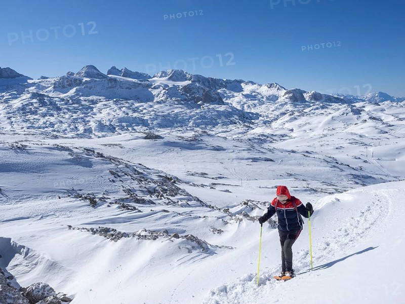Snowshoe hiker