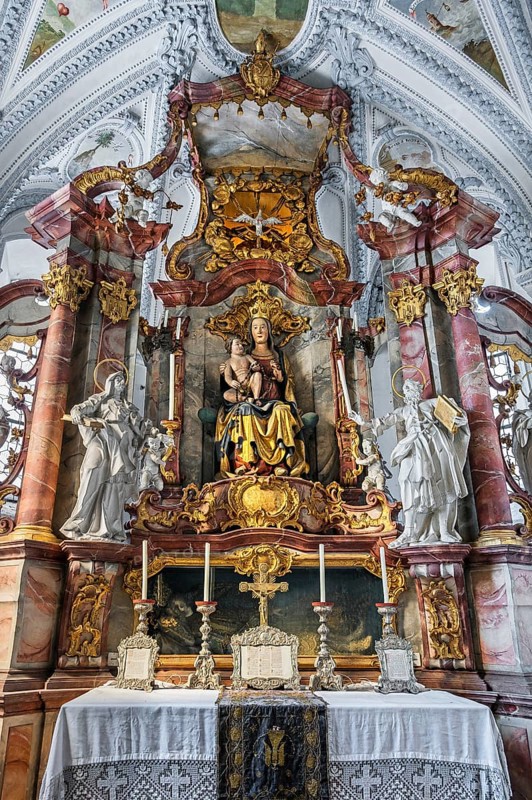 Main altar