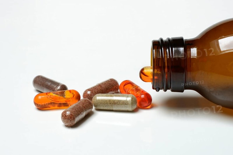 Dietary supplement capsules