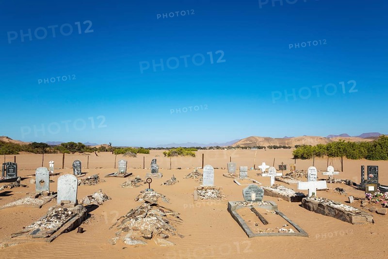 Cemetery at the remote De Riet settlement at the edge of the Aba-Huab river