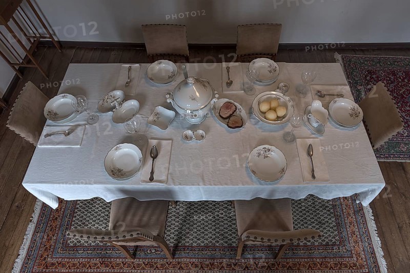 Set table around 1950 in a former flat of the factory owner