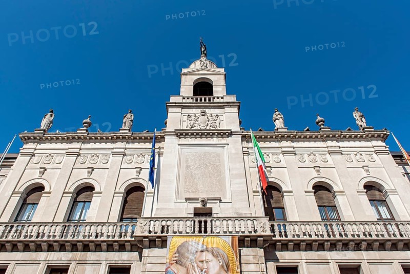 Moroni Palace