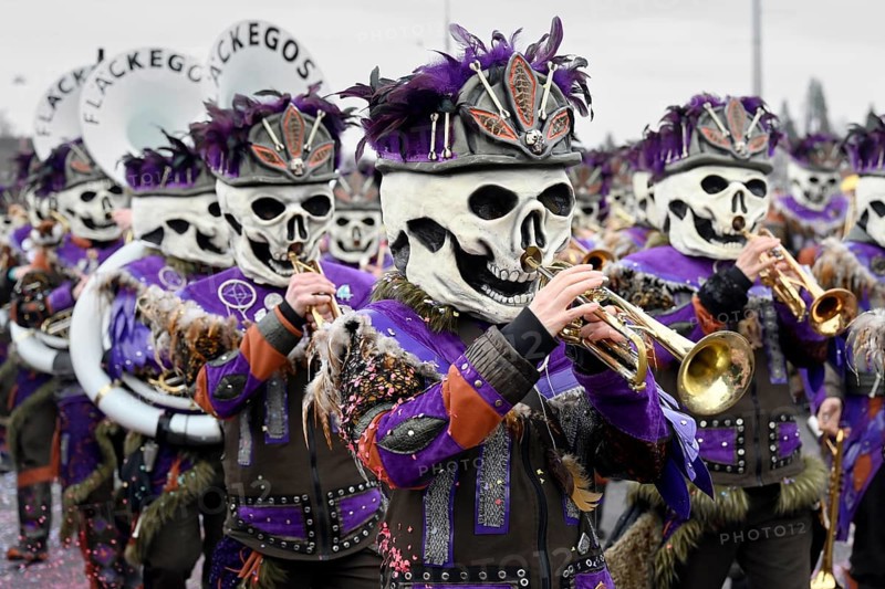 Carnivalists Guggenmusik Totenkopf