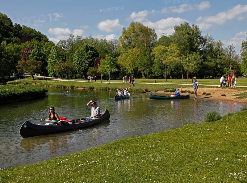 Canoeist Franconian Saale spa area Bad Kissingen