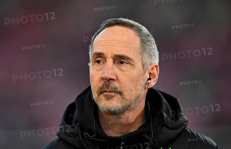 Coach Adi Huetter