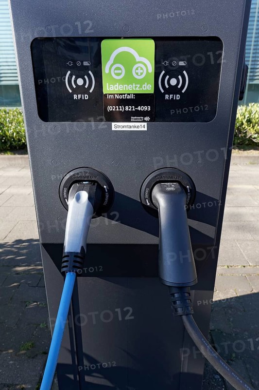 Electric charging station with RFID technology