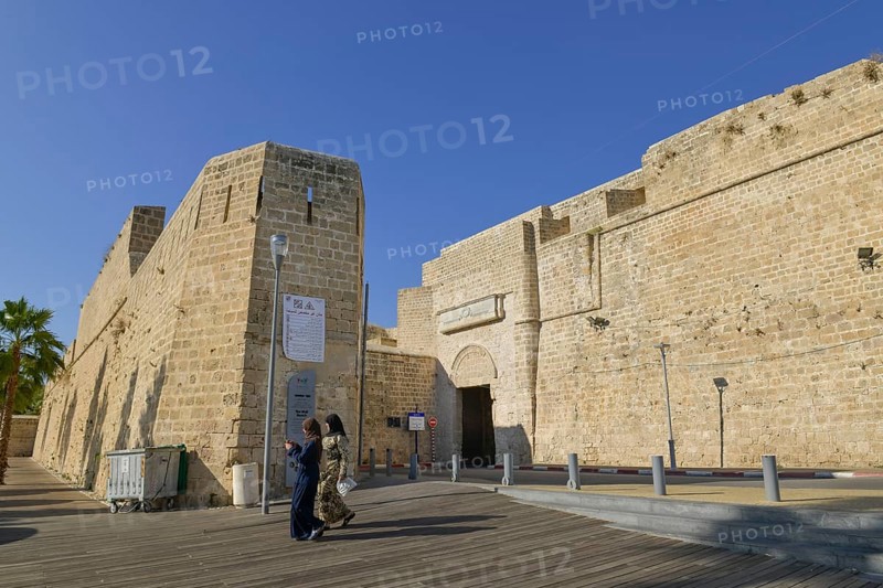 City gate Land gate