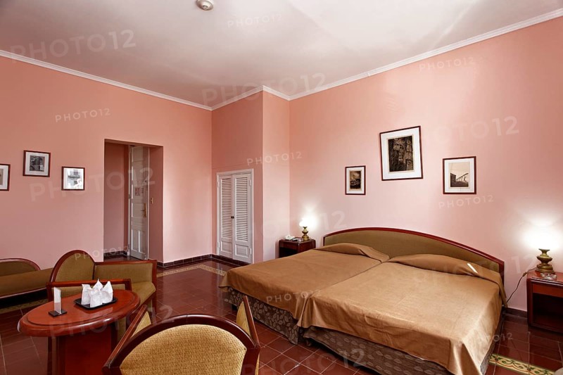 Rooms at Hotel Inglaterra