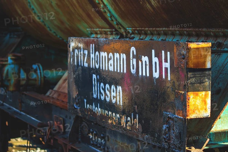 Sign on wagon