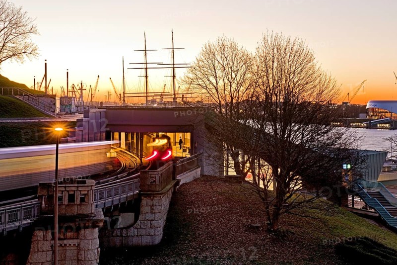 Landungsbruecken underground stop at sunrise