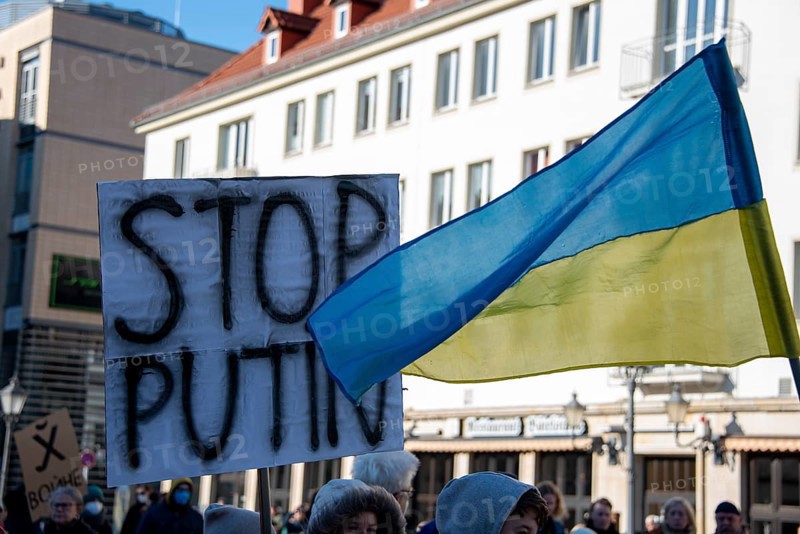 Protest poster with the inscription Stop Putin