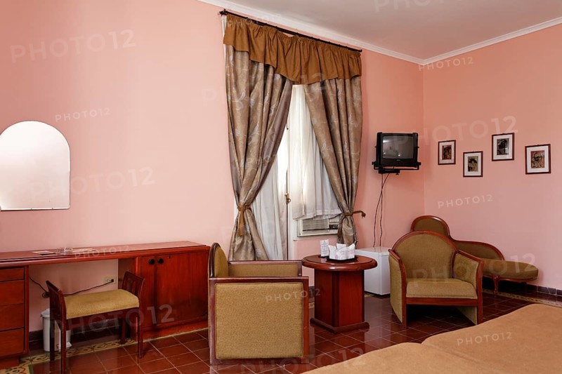 Rooms at Hotel Inglaterra