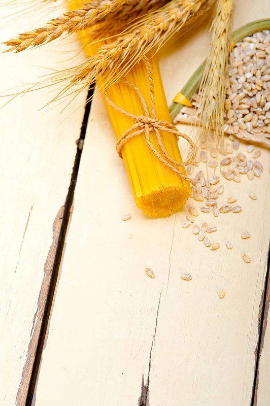 Organic Raw italian pasta and durum wheat grains crop