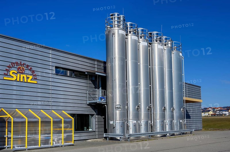Steel silos for flour