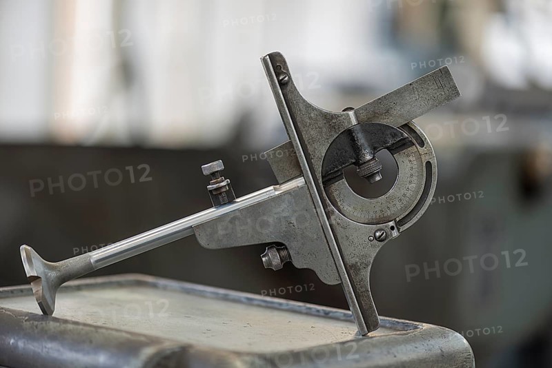 Protractor