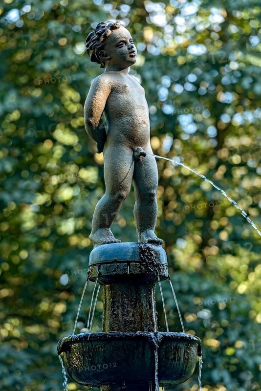 Fountain with fountain figure
