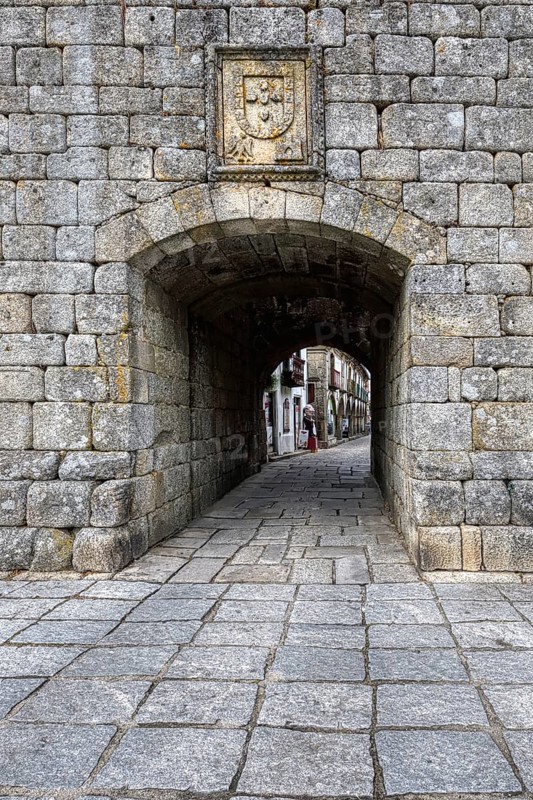 Partial view of King's gate