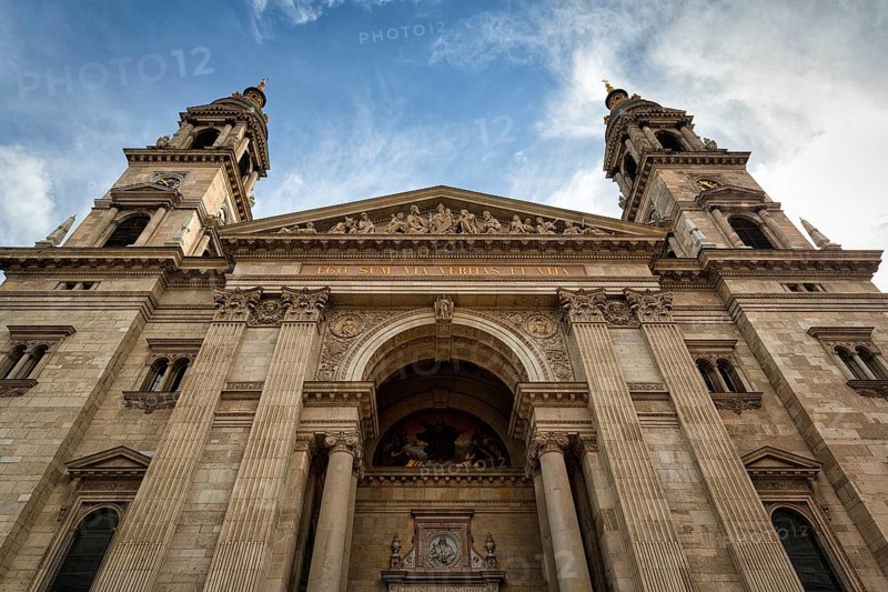 Facade of the Cathedral with inscription Ego sum via