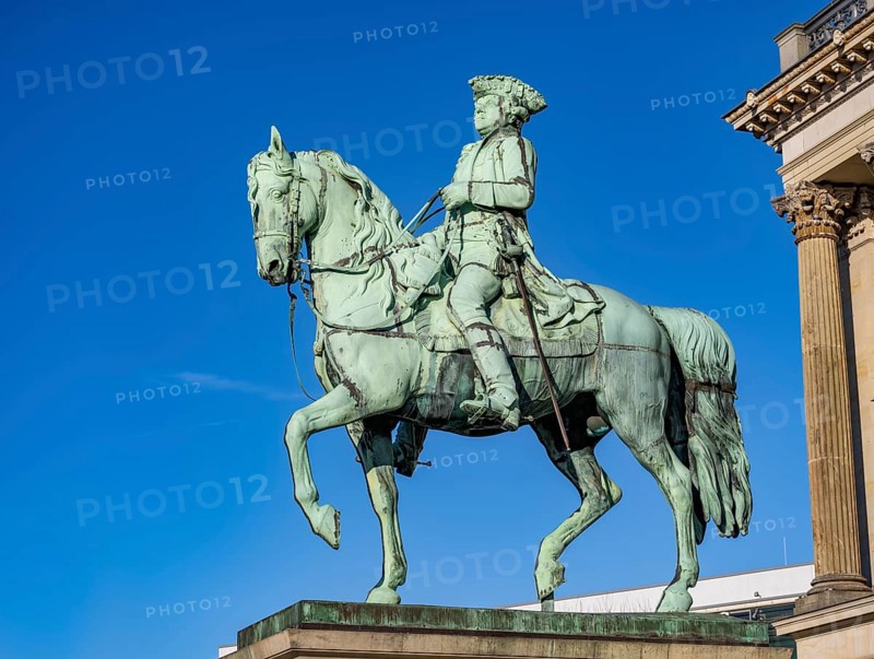 Equestrian statue of Duke Carl Wilhelm Ferdinand
