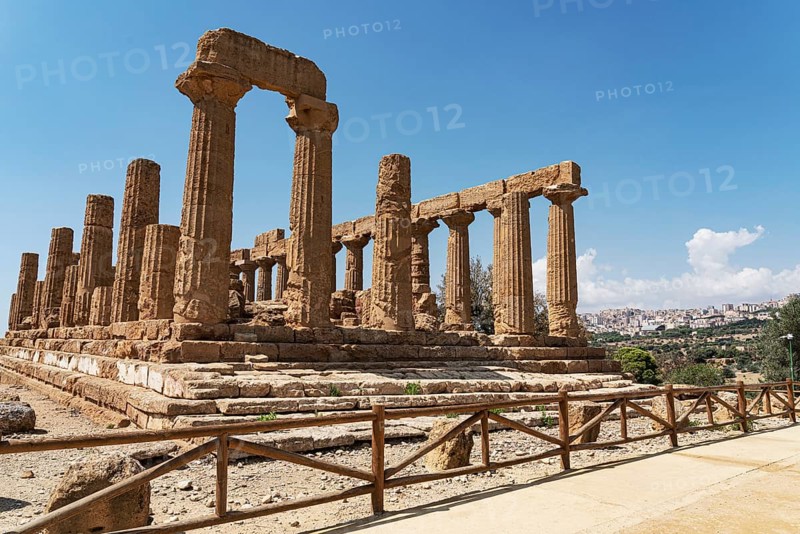 Columns of Juno Temple