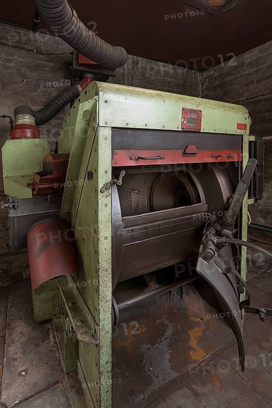 Sandblasting blower of a former valve factory