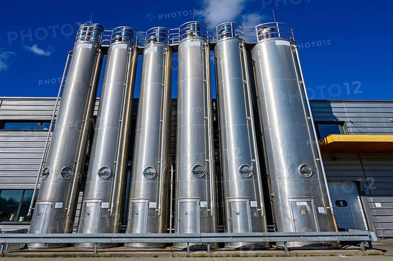 Steel silos for flour