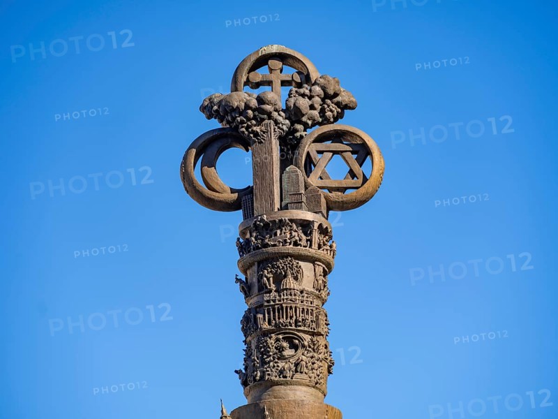 2000 Years of Christianity is the title of the bronze monumental column by the artist Juergen Weber on Braunschweig's Ruhfaeutchenplatz. The development of Christianity over the last 2000 years is depicted in several scenes. In the head of the column are the symbols of the three world religions Christianity
