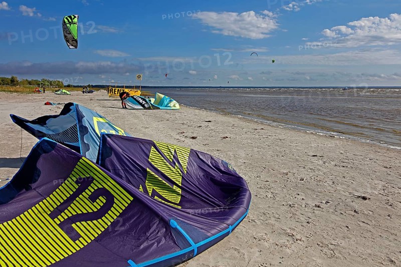 Kitesurfer
