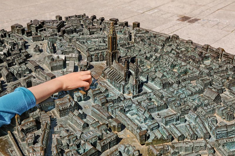 Tactile model for visually impaired and blind people on Muensterplatz