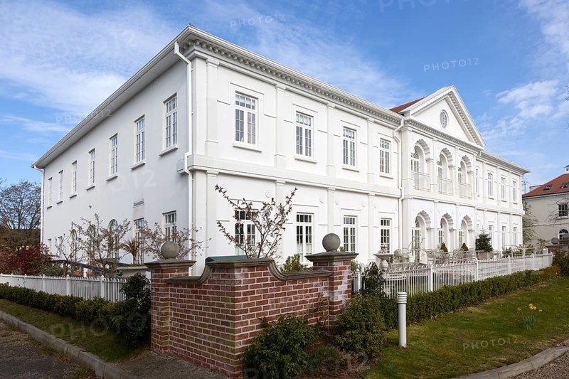 Maharishi Peace Palace building