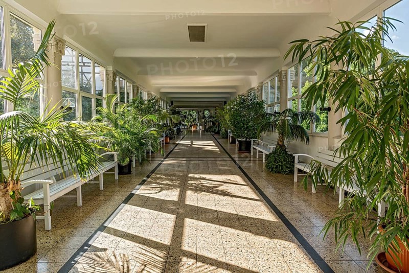 Wandelhalle of the Hotel Badehof in Art Nouveau style