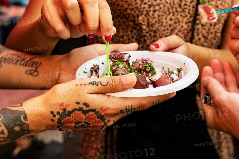 Hands