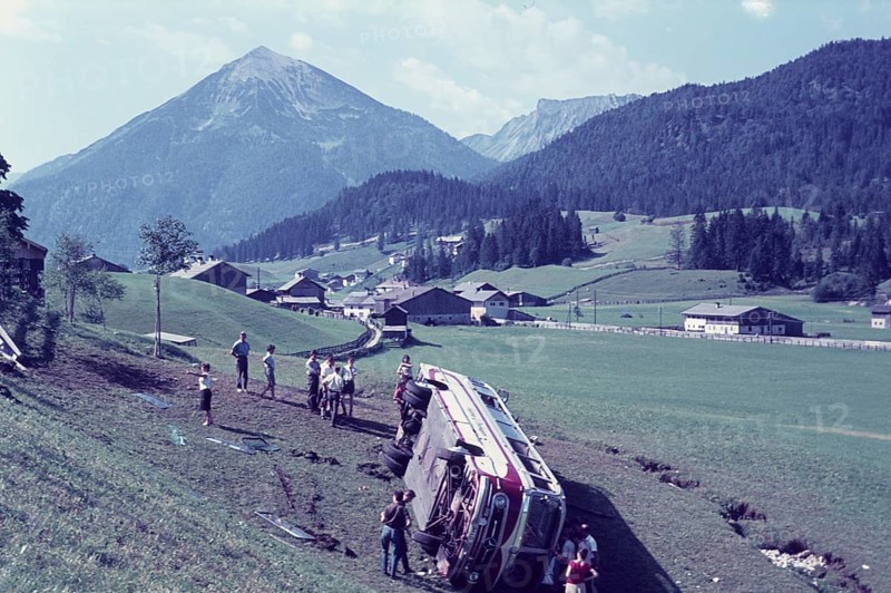 Bus