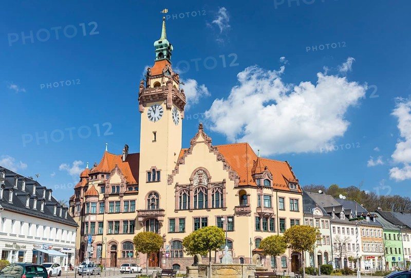 Town Hall and Wettin Fountain