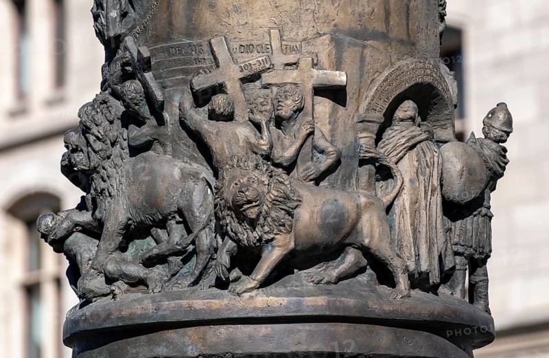 2000 Years of Christianity is the title of the bronze monumental column by the artist Juergen Weber on Braunschweig's Ruhfaeutchenplatz
