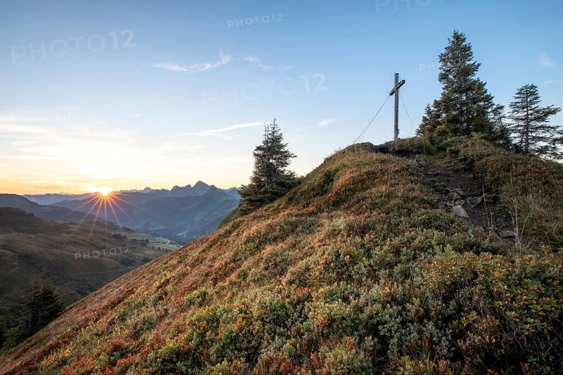 Sunrise on Portlakopf in autumn