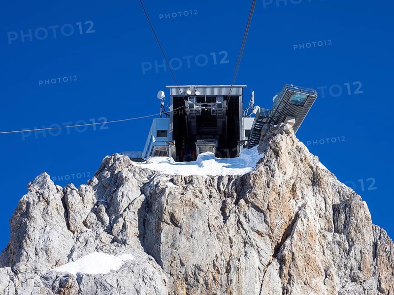View from the Dachstein Panorama Gondola to the Dachstein Glacier mountain station