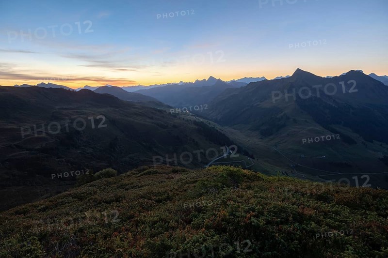 Mountain panorama in front of sunrise from Portlakopf