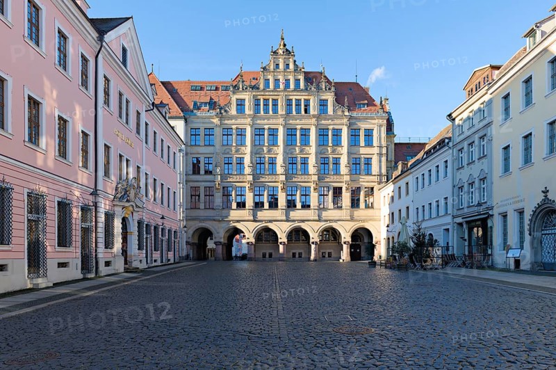 Untermarkt with town hall